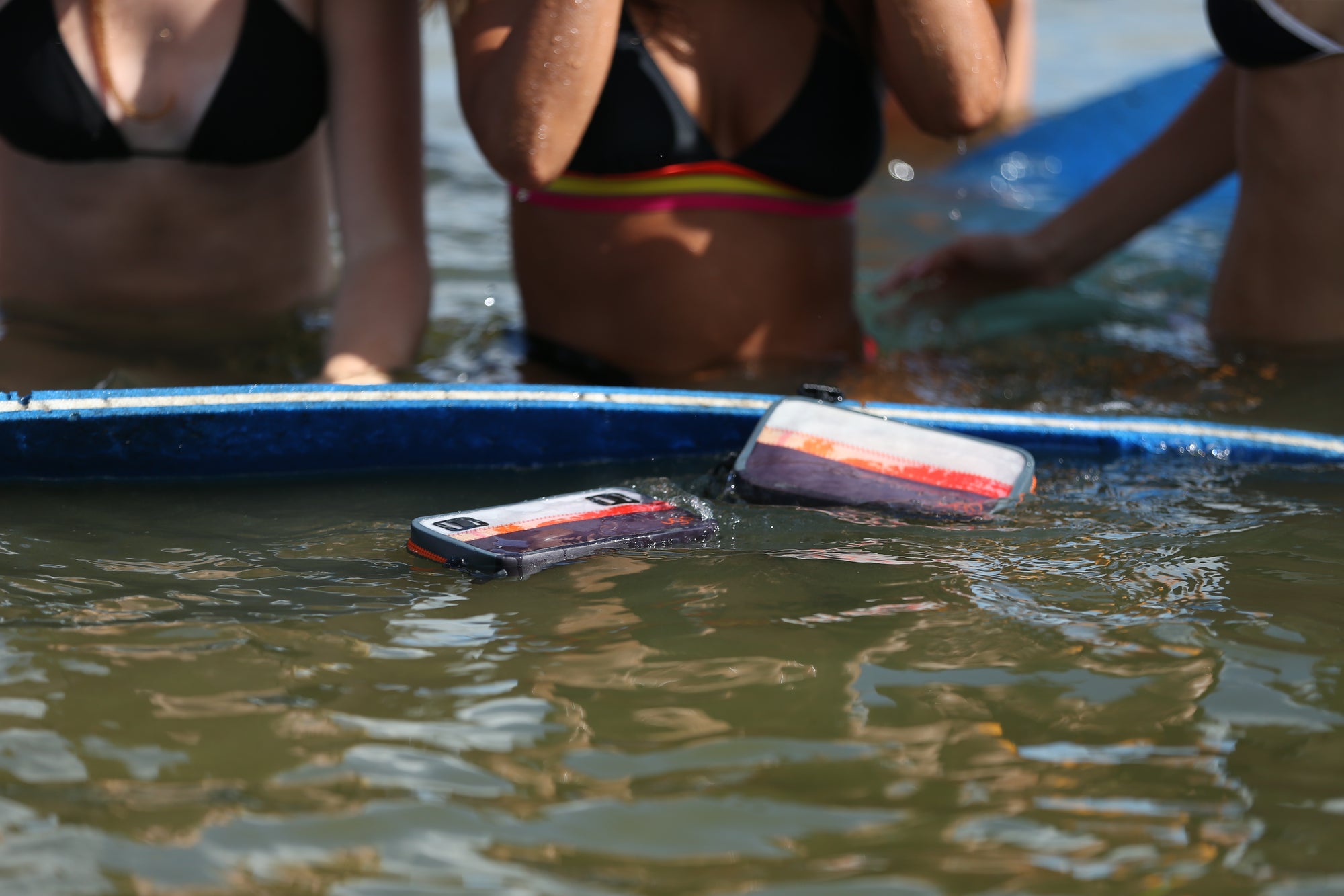 Waterproof Phone Pouch That Floats