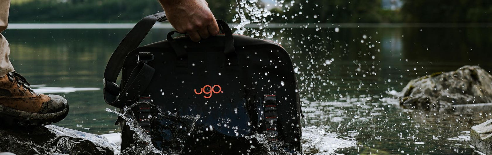 ugo® Messenger Bag - Floating, Waterproof Bag