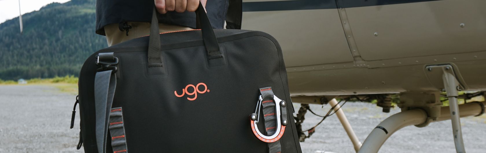 ugo® Messenger: The Award-Winning Waterproof, Floating Bag